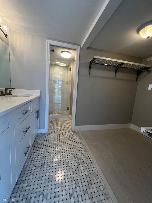 Foto del edificio - 2 br, 2 bath Condo - 3901 S Flagler Dr Apt...