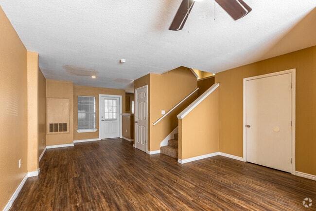 3 habitaciones, 2,5 baños - 111 m² - Sala de estar - Arbor Terrace Townhomes