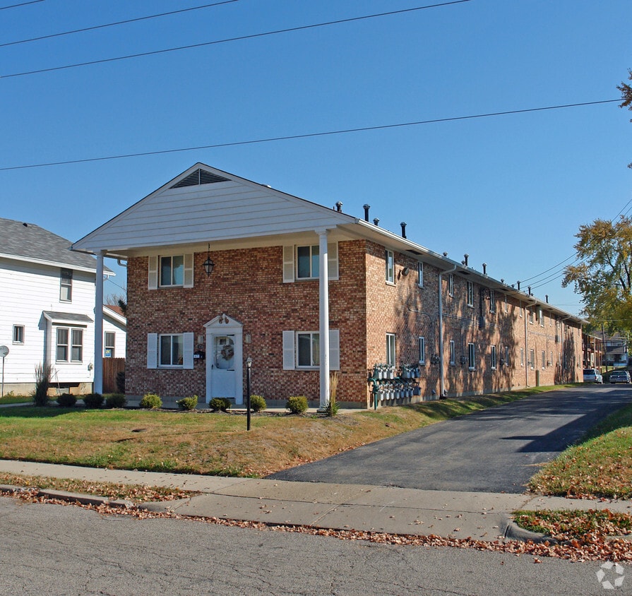 1438 Rosemont Blvd, Dayton, OH 45410 Apartments in Dayton, OH
