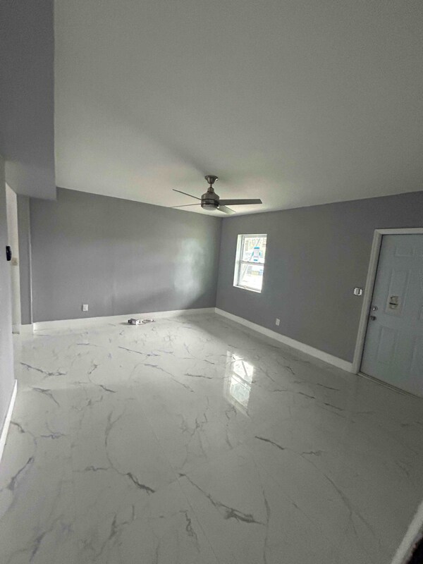 Foto del edificio - 1301 NW 12th St