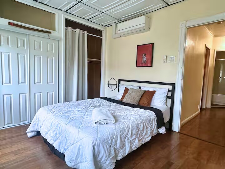 Foto del edificio - 2426 S 19th St