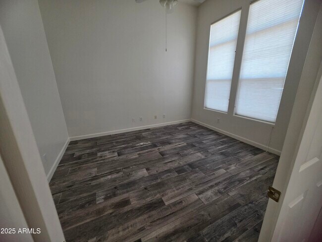 Foto del edificio - 13113 W Peck Ct