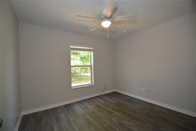 Building Photo - 3 Lewis Shire Pl