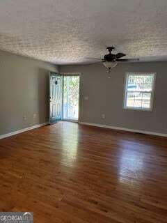 Foto del edificio - 713 Ridgeview Dr