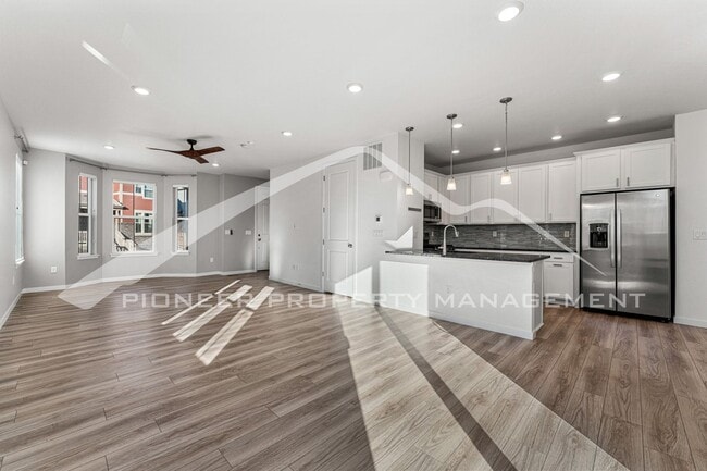 Building Photo - Spacious House with Fenced Yard and Washer...