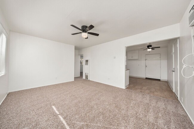 Building Photo - 517 Elkhorn Blvd