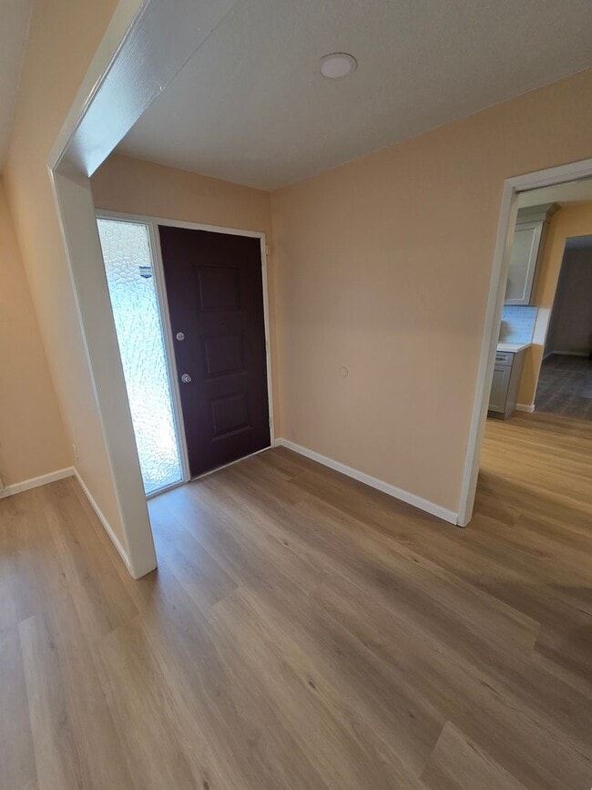 Foto del edificio - Newly remodeled 3 bedroom 2 bathroom home