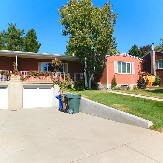Primary Photo - 2455 Skyline Dr
