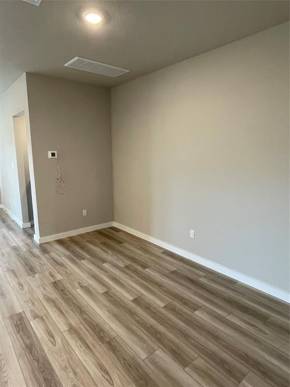 Building Photo - 601 Veneta Ln