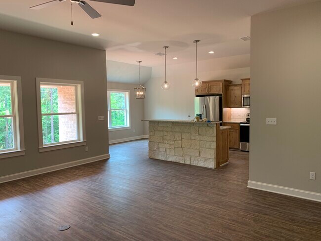 living room - 4818 FM 346 E