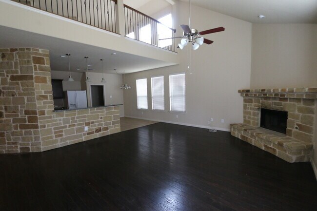 Foto del edificio - 9314 Wind Talker