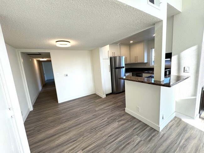 Foto del edificio - 3722 S Canfield Ave