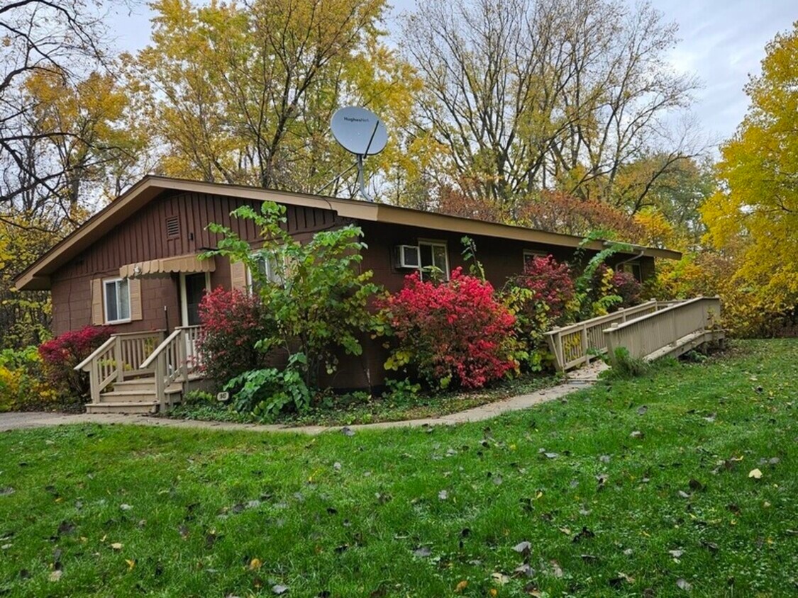 Primary Photo - 1N531 Lane Rd