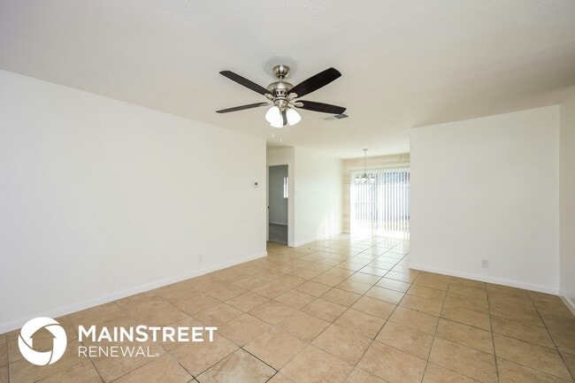 Building Photo - 5050 Gordon Cooper Dr