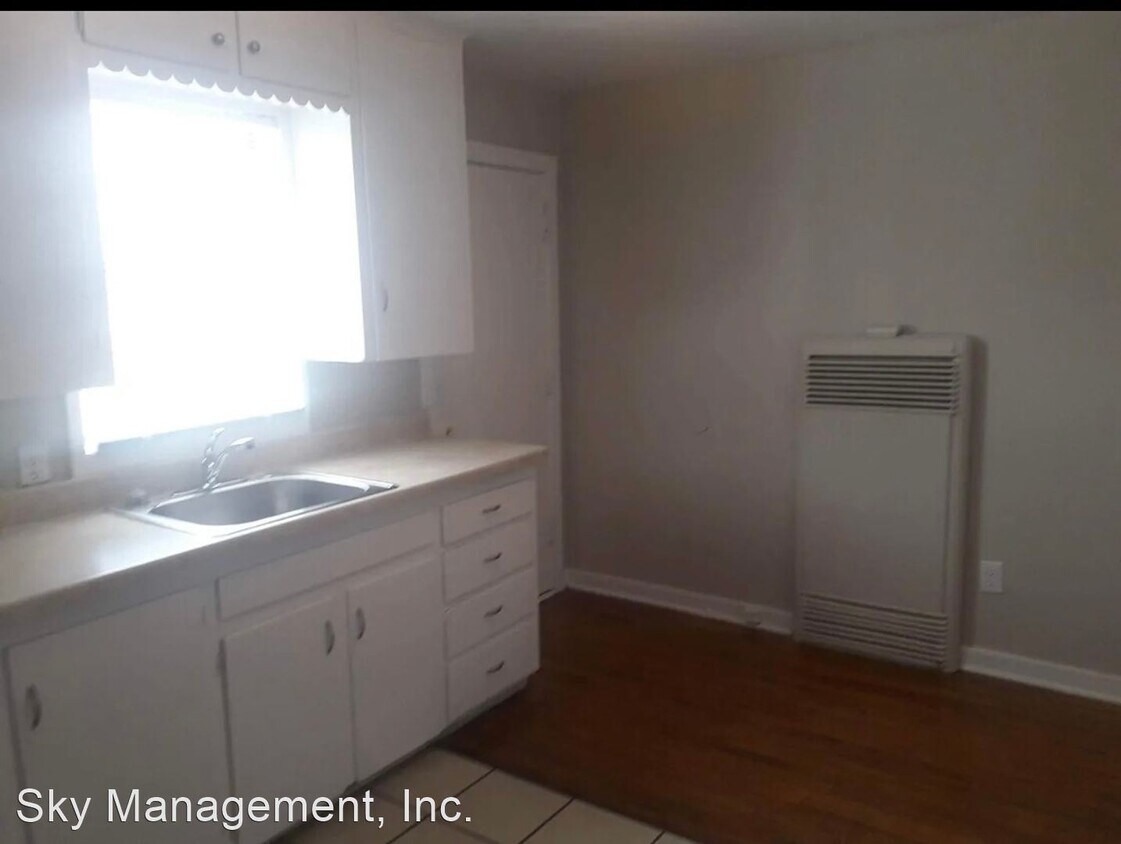 Building Photo - 1 br, 1 bath House - 228 B Hermosa NE