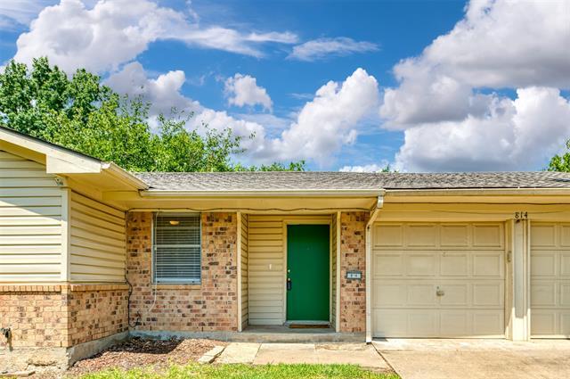 Building Photo - 814 S Valentine Dr