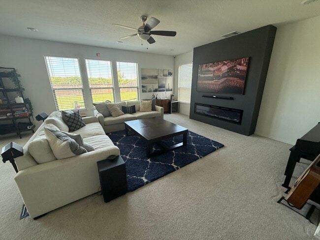 Building Photo - 14316 Silver Lace Ln