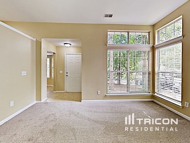 Foto del edificio - 1825 Golden Heights Court Charlotte NC