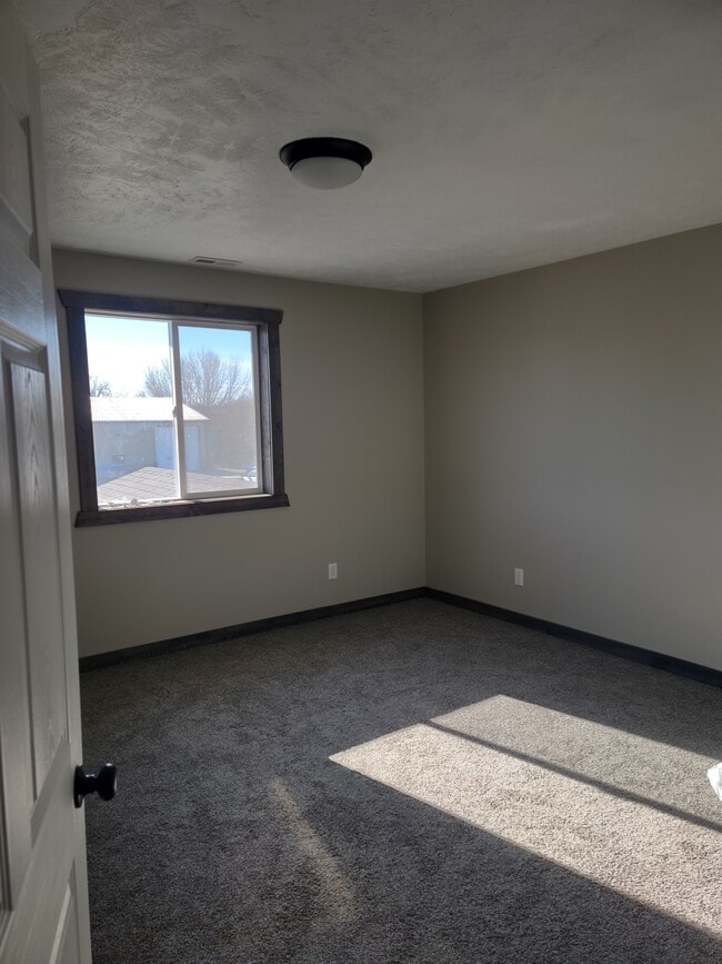 Bedroom - 812 E 5th St