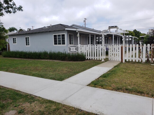 Desde afuera - 8836 Ramsgate Ave