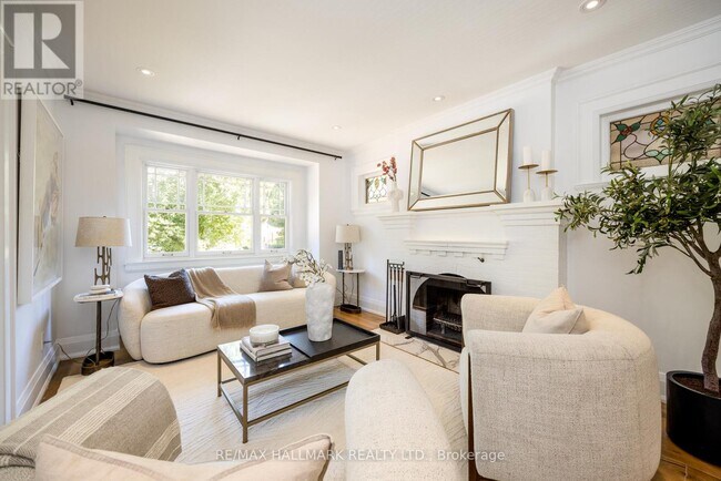 Building Photo - 74 Willow Ave