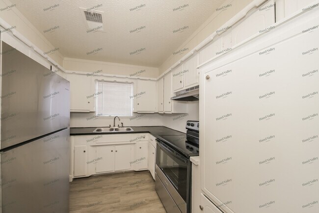 Foto del edificio - 333 W Michael Dr