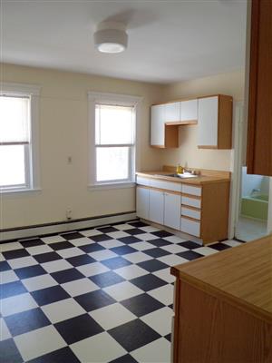 Primary Photo - 25 Knapp St