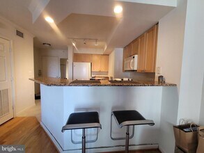 Building Photo - 3101 N Hampton Dr