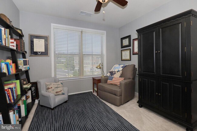 Building Photo - 1431 Occoquan Heights Ct
