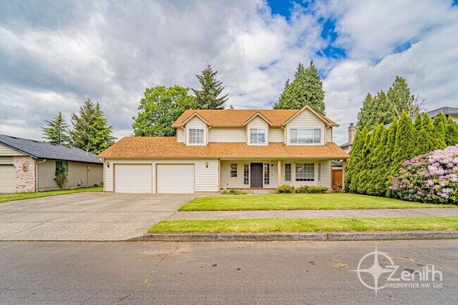 Building Photo - 5408 NE 101st Cir