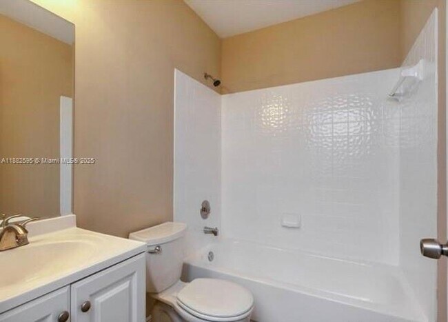 Foto del edificio - 11904 NW 12th St