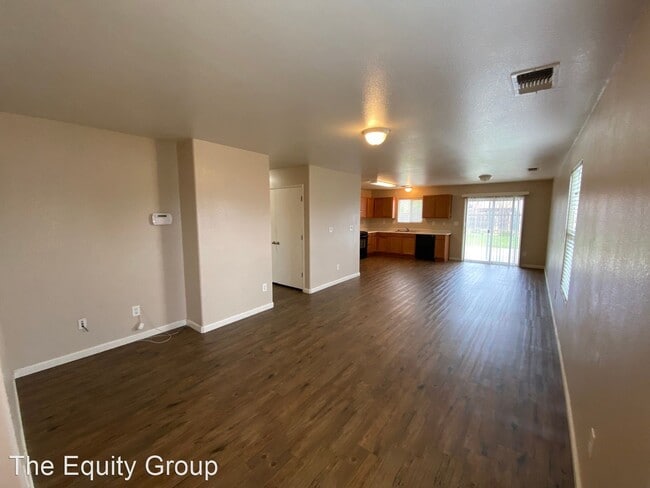 Building Photo - 3 br, 2 bath House - 4106 West  Elkhorn Ave