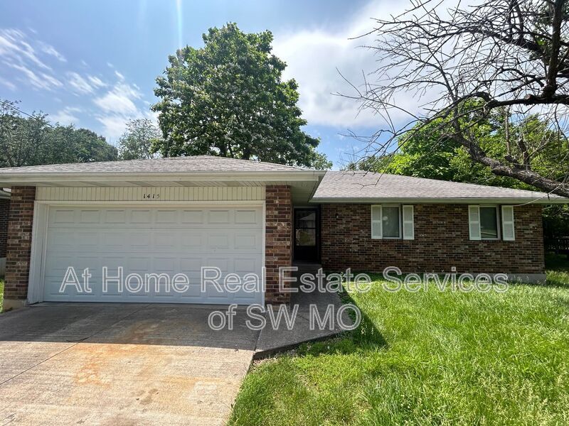 Primary Photo - 1415 S Arcadia