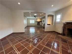 Building Photo - 17761 Quintana Ln