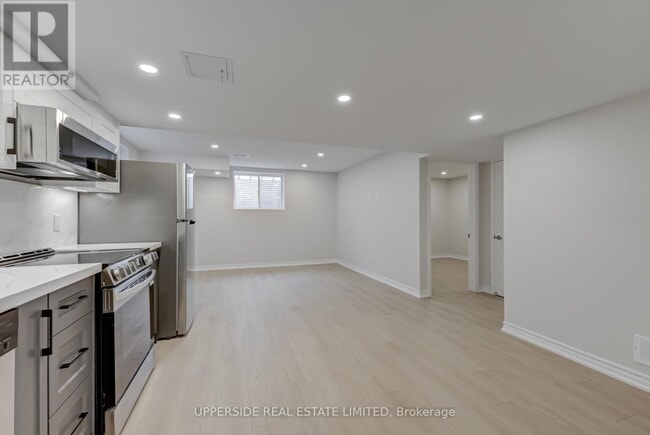 Building Photo - 73 Gemini Dr
