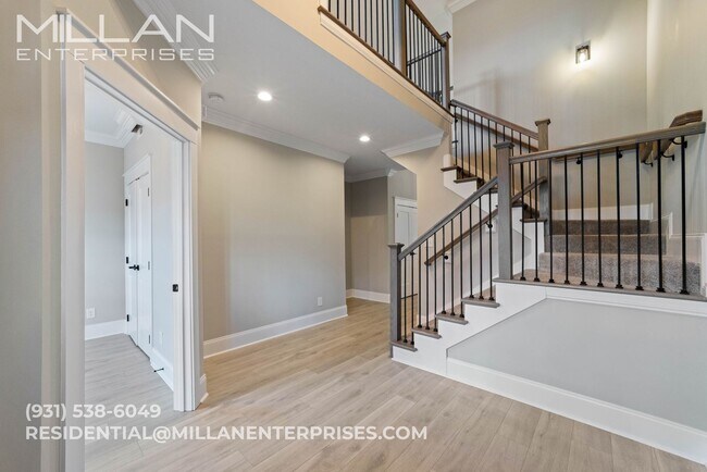 Foto del edificio - Luxury Living at Its Finest In Sango Featuring An Open Floor Plan, Fireplace and Resort Style Pri...