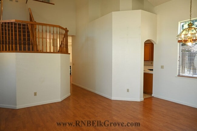 Building Photo - 8868 Chadbury Pl