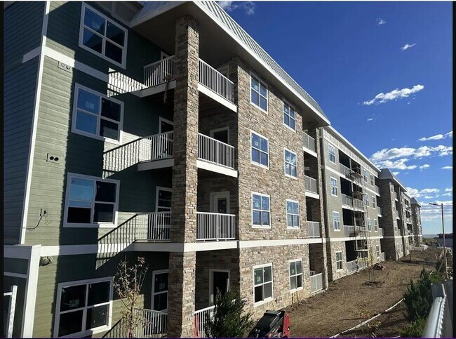 Foto del edificio - 14960 River Retreat Pl