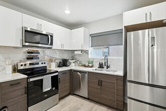 Building Photo - 5025 San Jacinto St