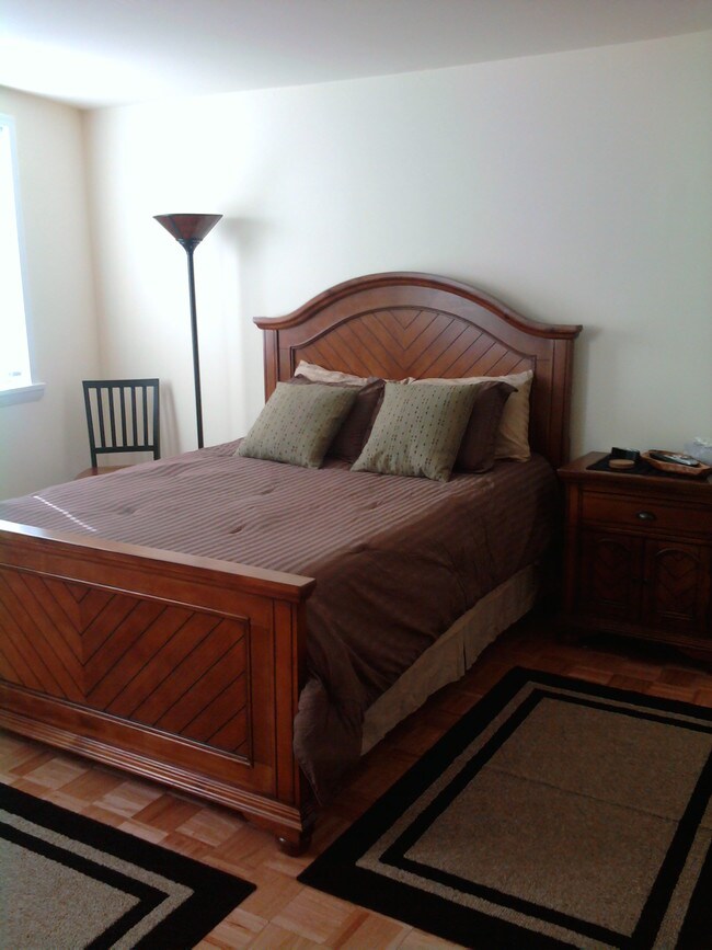 Master Bedroom - 9 Linden Ave