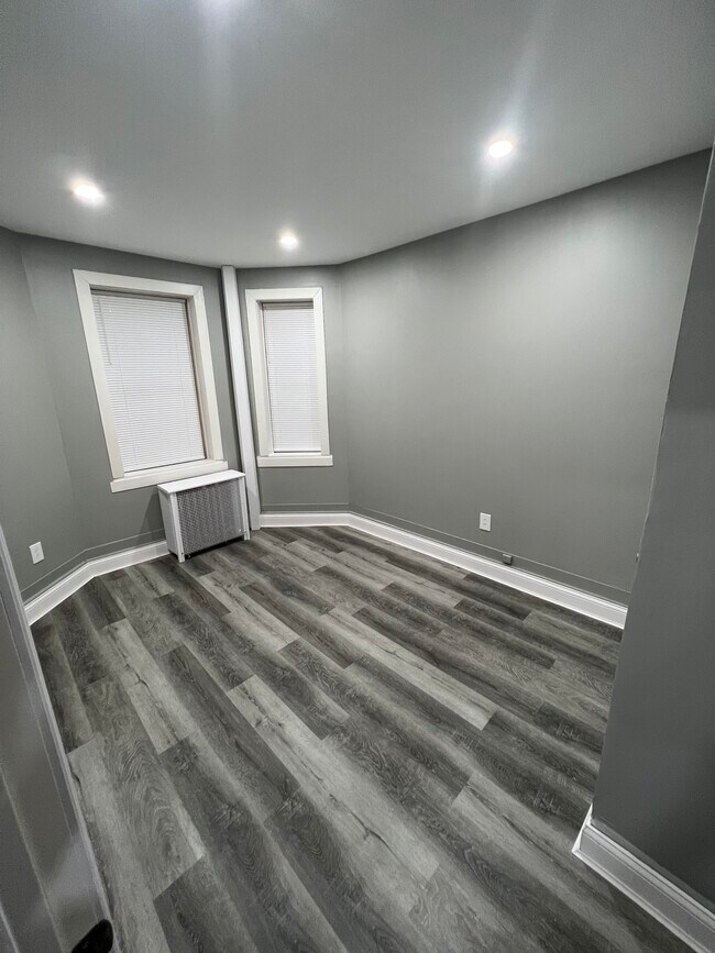 Bedroom 2 - 3240 W Polk St