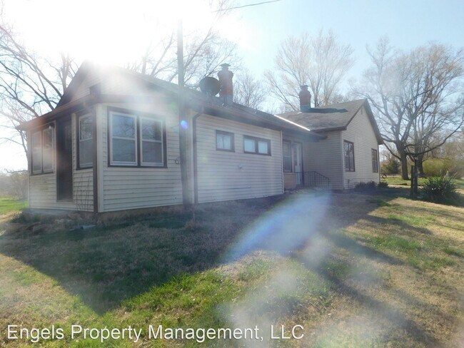 Foto del edificio - 3 br, 2 bath House - 1564 NE Parallel