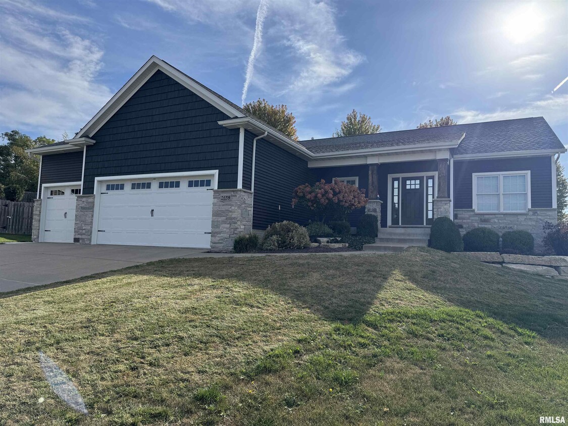 Primary Photo - 1659 Celtic Ct