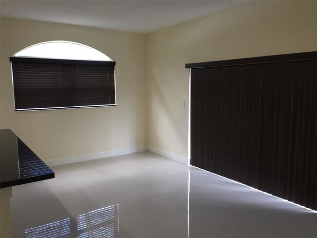 Foto del edificio - 10672 Lago Welleby Dr