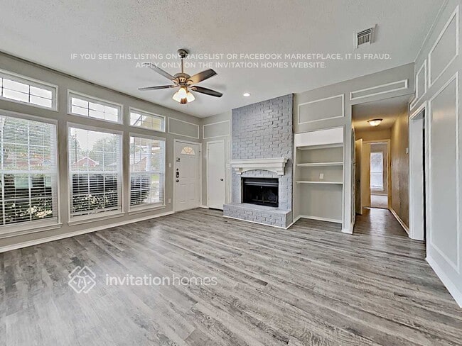 Building Photo - 22 Alamosa Dr