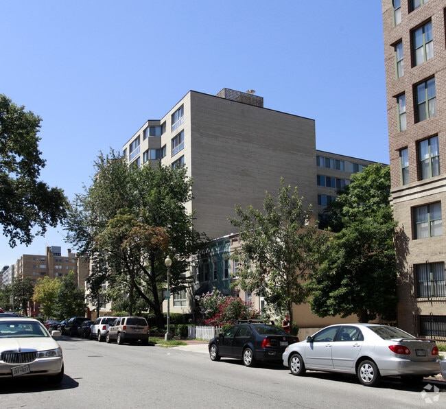 Building Photo - Jefferson House