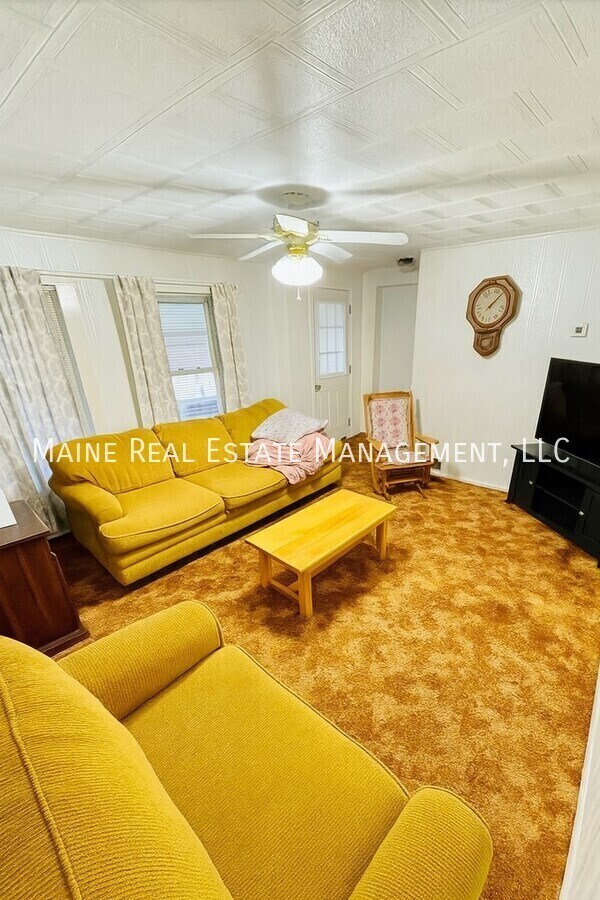Foto del edificio - 405 Stillwater Ave