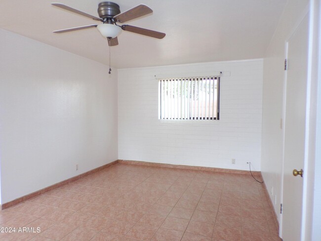 Foto del edificio - 307 1st St