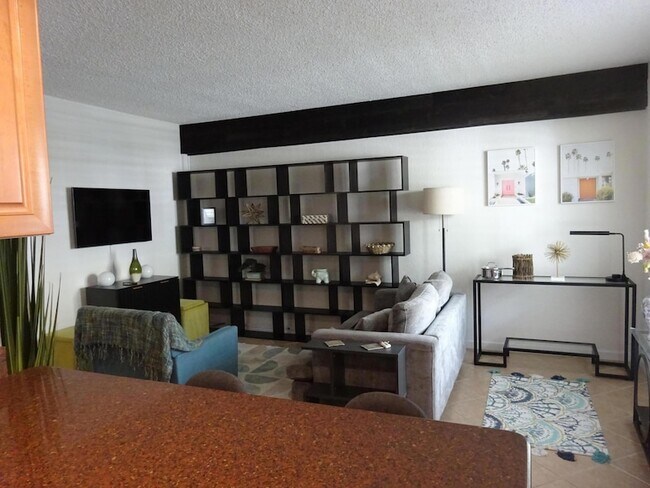 Foto del edificio - 2660 NE 8th Ave