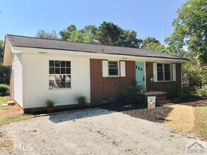 Building Photo - 1145 Lavender Rd